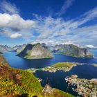 Reine város a magasból, Lofoten